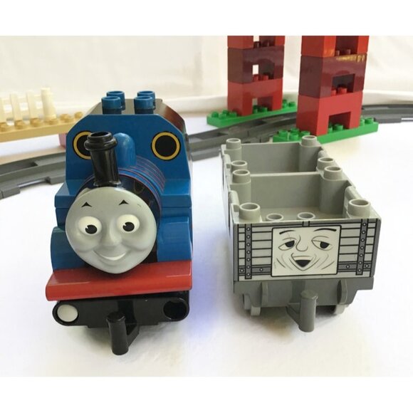 LEGO DUPLO 5554 Thomas Load & Carry Train Set Complete Engine Troublesome Truck - Picture 9 of 13